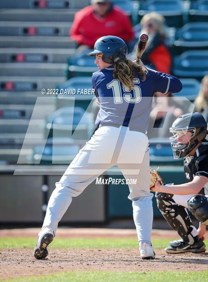 Thumbnail 2 in Tyrone vs. Hollidaysburg photogallery.