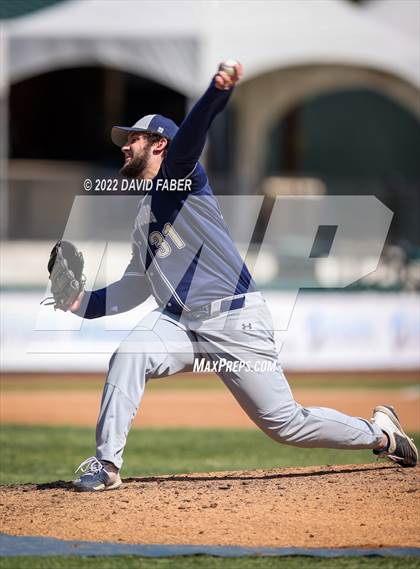 Thumbnail 1 in Tyrone vs. Hollidaysburg photogallery.