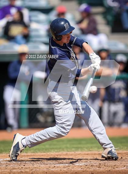 Thumbnail 2 in Tyrone vs. Hollidaysburg photogallery.