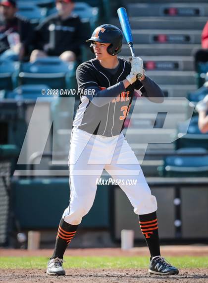 Thumbnail 1 in Tyrone vs. Hollidaysburg photogallery.