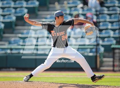 Thumbnail 2 in Tyrone vs. Hollidaysburg photogallery.