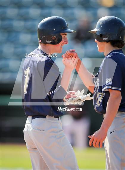 Thumbnail 1 in Tyrone vs. Hollidaysburg photogallery.