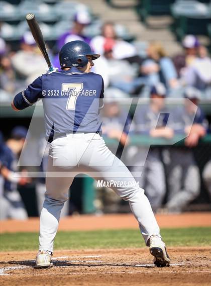 Thumbnail 3 in Tyrone vs. Hollidaysburg photogallery.
