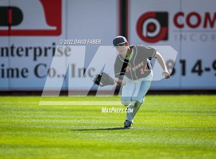 Thumbnail 1 in Tyrone vs. Hollidaysburg photogallery.