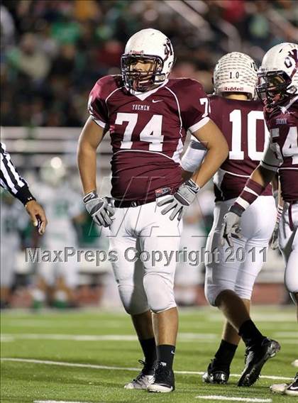 Thumbnail 3 in Cameron Yoe vs. Tatum (Class 2A Division 1 Quarterfinals) photogallery.