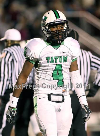 Thumbnail 1 in Cameron Yoe vs. Tatum (Class 2A Division 1 Quarterfinals) photogallery.
