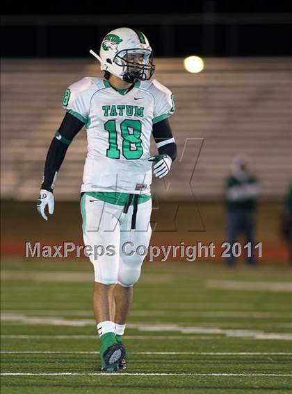 Thumbnail 3 in Cameron Yoe vs. Tatum (Class 2A Division 1 Quarterfinals) photogallery.