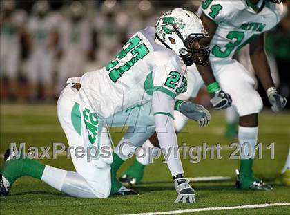 Thumbnail 3 in Cameron Yoe vs. Tatum (Class 2A Division 1 Quarterfinals) photogallery.