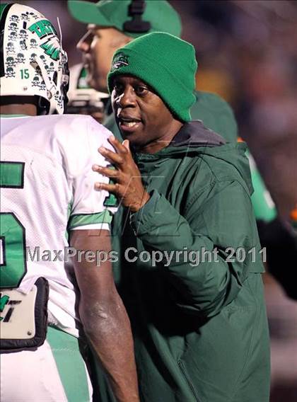 Thumbnail 3 in Cameron Yoe vs. Tatum (Class 2A Division 1 Quarterfinals) photogallery.