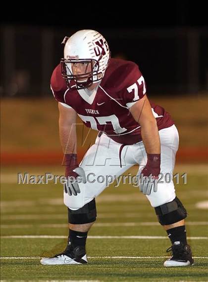 Thumbnail 3 in Cameron Yoe vs. Tatum (Class 2A Division 1 Quarterfinals) photogallery.