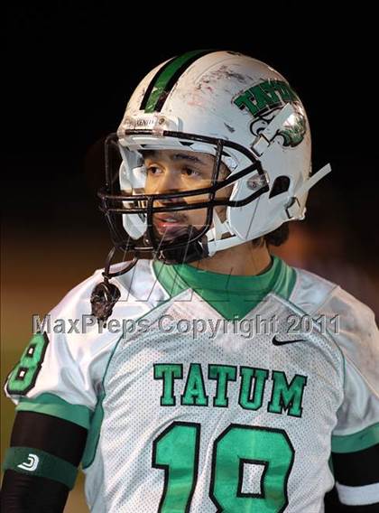 Thumbnail 1 in Cameron Yoe vs. Tatum (Class 2A Division 1 Quarterfinals) photogallery.