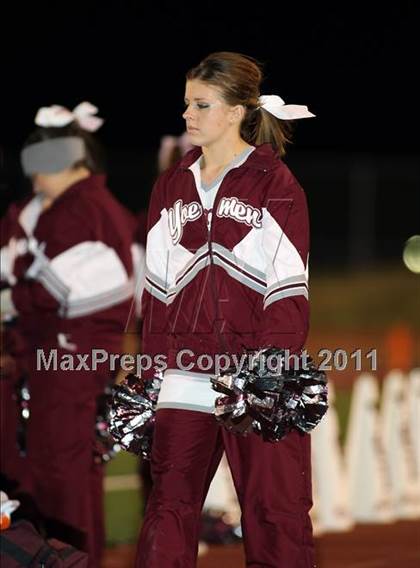 Thumbnail 3 in Cameron Yoe vs. Tatum (Class 2A Division 1 Quarterfinals) photogallery.