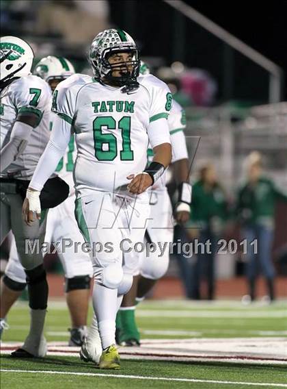 Thumbnail 2 in Cameron Yoe vs. Tatum (Class 2A Division 1 Quarterfinals) photogallery.