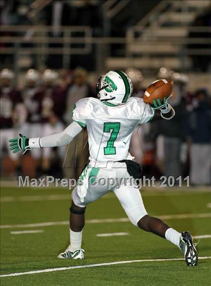 Thumbnail 1 in Cameron Yoe vs. Tatum (Class 2A Division 1 Quarterfinals) photogallery.