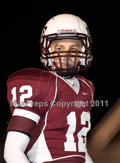 Thumbnail 3 in Cameron Yoe vs. Tatum (Class 2A Division 1 Quarterfinals) photogallery.