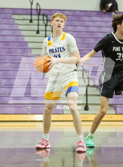 Thumbnail 3 in Pine View vs. Cyprus (Riverton Holiday Tournament) photogallery.