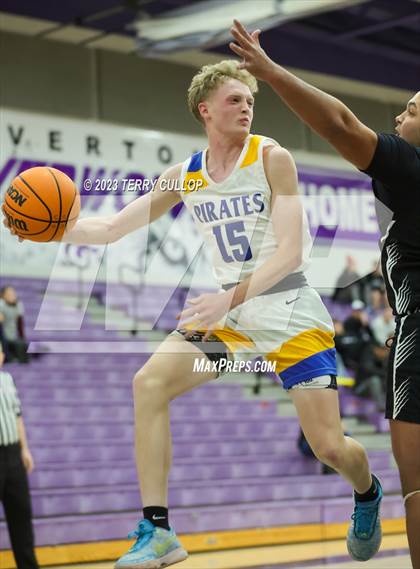 Thumbnail 2 in Pine View vs. Cyprus (Riverton Holiday Tournament) photogallery.