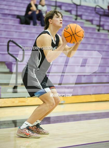 Thumbnail 2 in Pine View vs. Cyprus (Riverton Holiday Tournament) photogallery.