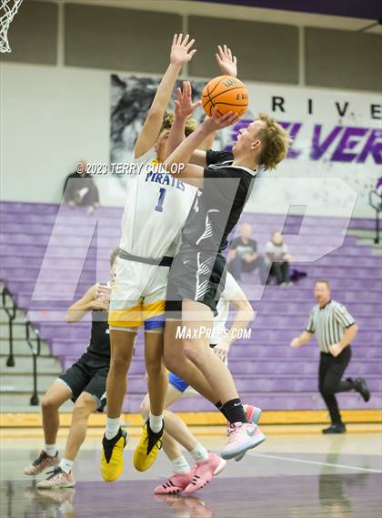 Thumbnail 1 in Pine View vs. Cyprus (Riverton Holiday Tournament) photogallery.