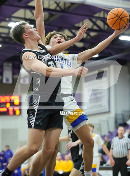 Thumbnail 1 in Pine View vs. Cyprus (Riverton Holiday Tournament) photogallery.