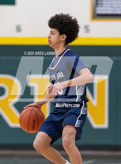 Thumbnail 1 in Archie Williams vs. Justin-Siena (MLK-John Lewis Memorial Tournament) photogallery.