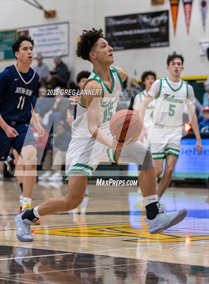 Thumbnail 2 in Archie Williams vs. Justin-Siena (MLK-John Lewis Memorial Tournament) photogallery.