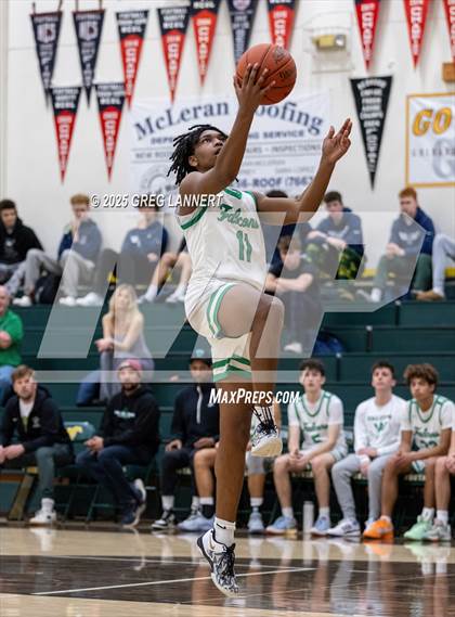 Thumbnail 2 in Archie Williams vs. Justin-Siena (MLK-John Lewis Memorial Tournament) photogallery.