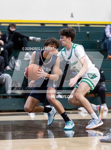 Thumbnail 3 in Archie Williams vs. Justin-Siena (MLK-John Lewis Memorial Tournament) photogallery.