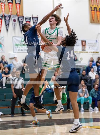 Thumbnail 3 in Archie Williams vs. Justin-Siena (MLK-John Lewis Memorial Tournament) photogallery.