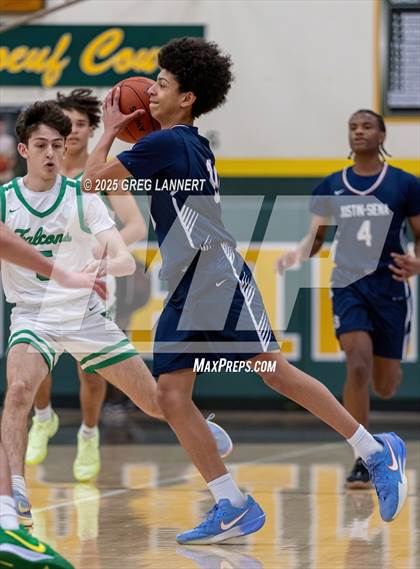 Thumbnail 1 in Archie Williams vs. Justin-Siena (MLK-John Lewis Memorial Tournament) photogallery.
