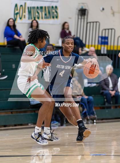 Thumbnail 3 in Archie Williams vs. Justin-Siena (MLK-John Lewis Memorial Tournament) photogallery.