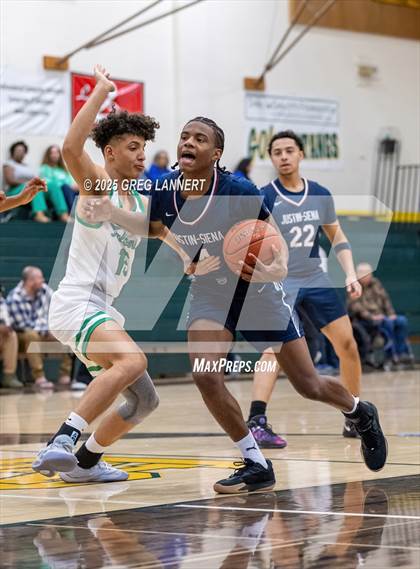 Thumbnail 1 in Archie Williams vs. Justin-Siena (MLK-John Lewis Memorial Tournament) photogallery.