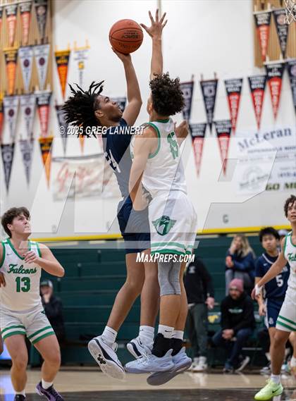 Thumbnail 2 in Archie Williams vs. Justin-Siena (MLK-John Lewis Memorial Tournament) photogallery.