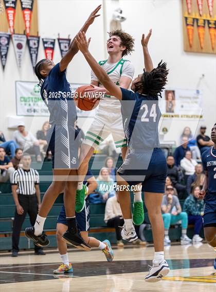 Thumbnail 2 in Archie Williams vs. Justin-Siena (MLK-John Lewis Memorial Tournament) photogallery.