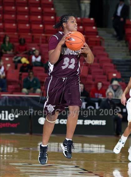 Thumbnail 2 in University vs. Washington (T-Mobile Invitational) photogallery.