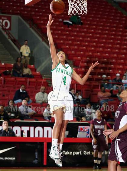 Thumbnail 2 in University vs. Washington (T-Mobile Invitational) photogallery.