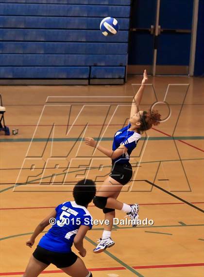 Thumbnail 1 in East Jefferson vs Ehret photogallery.