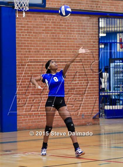 Thumbnail 3 in East Jefferson vs Ehret photogallery.