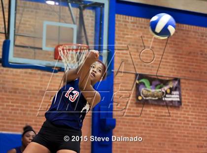 Thumbnail 2 in East Jefferson vs Ehret photogallery.