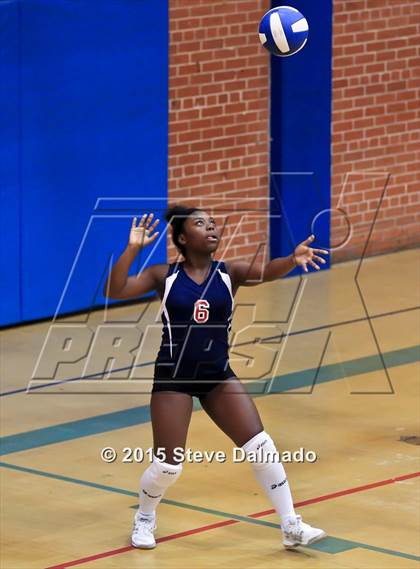 Thumbnail 1 in East Jefferson vs Ehret photogallery.