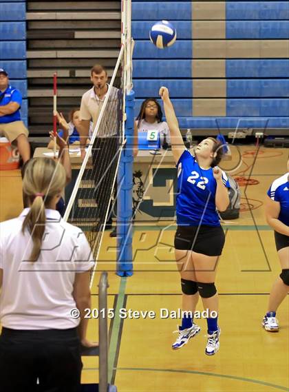 Thumbnail 2 in East Jefferson vs Ehret photogallery.