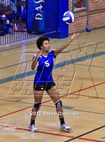 Thumbnail 3 in East Jefferson vs Ehret photogallery.