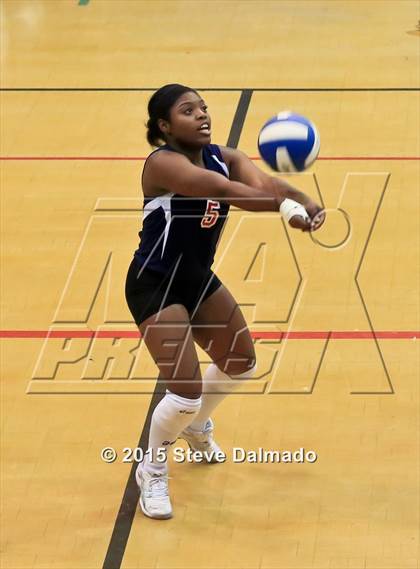 Thumbnail 2 in East Jefferson vs Ehret photogallery.