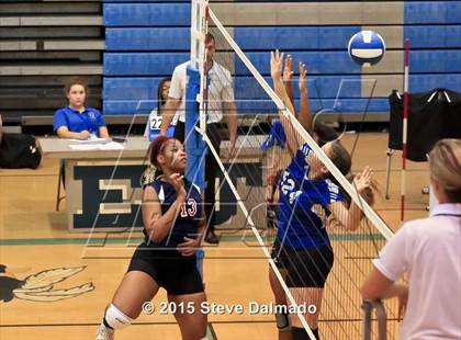 Thumbnail 3 in East Jefferson vs Ehret photogallery.