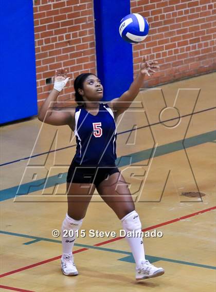 Thumbnail 2 in East Jefferson vs Ehret photogallery.