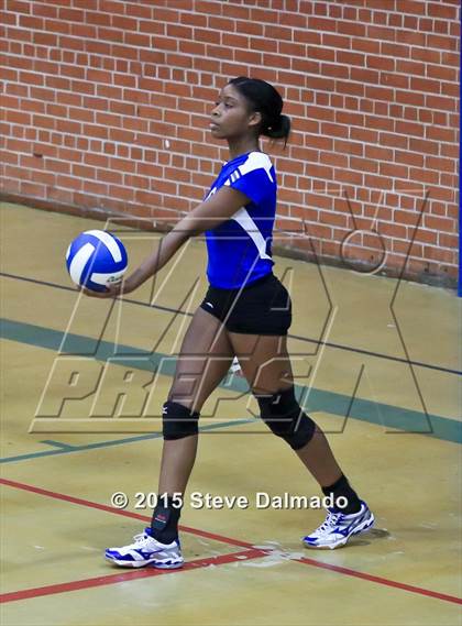 Thumbnail 3 in East Jefferson vs Ehret photogallery.