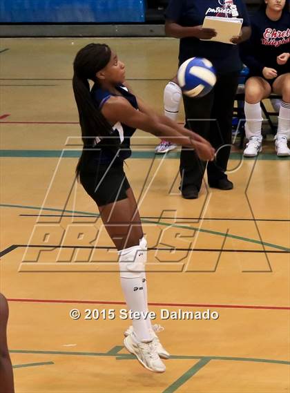 Thumbnail 1 in East Jefferson vs Ehret photogallery.