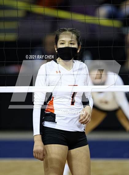 Thumbnail 3 in Montezuma-Cortez vs. Sterling (CHSAA 3A Final 4) photogallery.