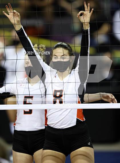 Thumbnail 1 in Montezuma-Cortez vs. Sterling (CHSAA 3A Final 4) photogallery.