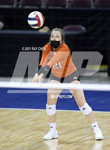 Thumbnail 2 in Montezuma-Cortez vs. Sterling (CHSAA 3A Final 4) photogallery.